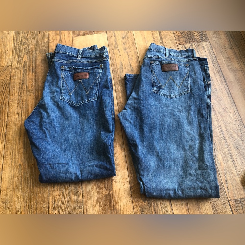Wrangler Retro Slim Straight Jeans Mens Size 38x34 Denim Blue Pants 31” Inseam